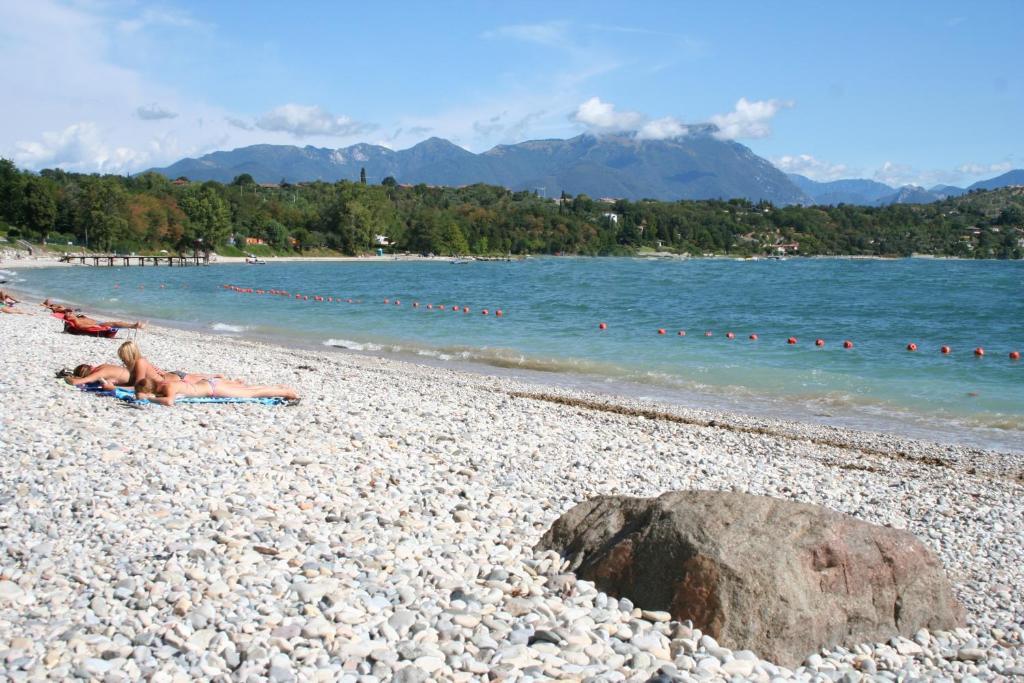 Campeggio Villaggio San Giorgio Vacanze Manerba del Garda Exterior foto